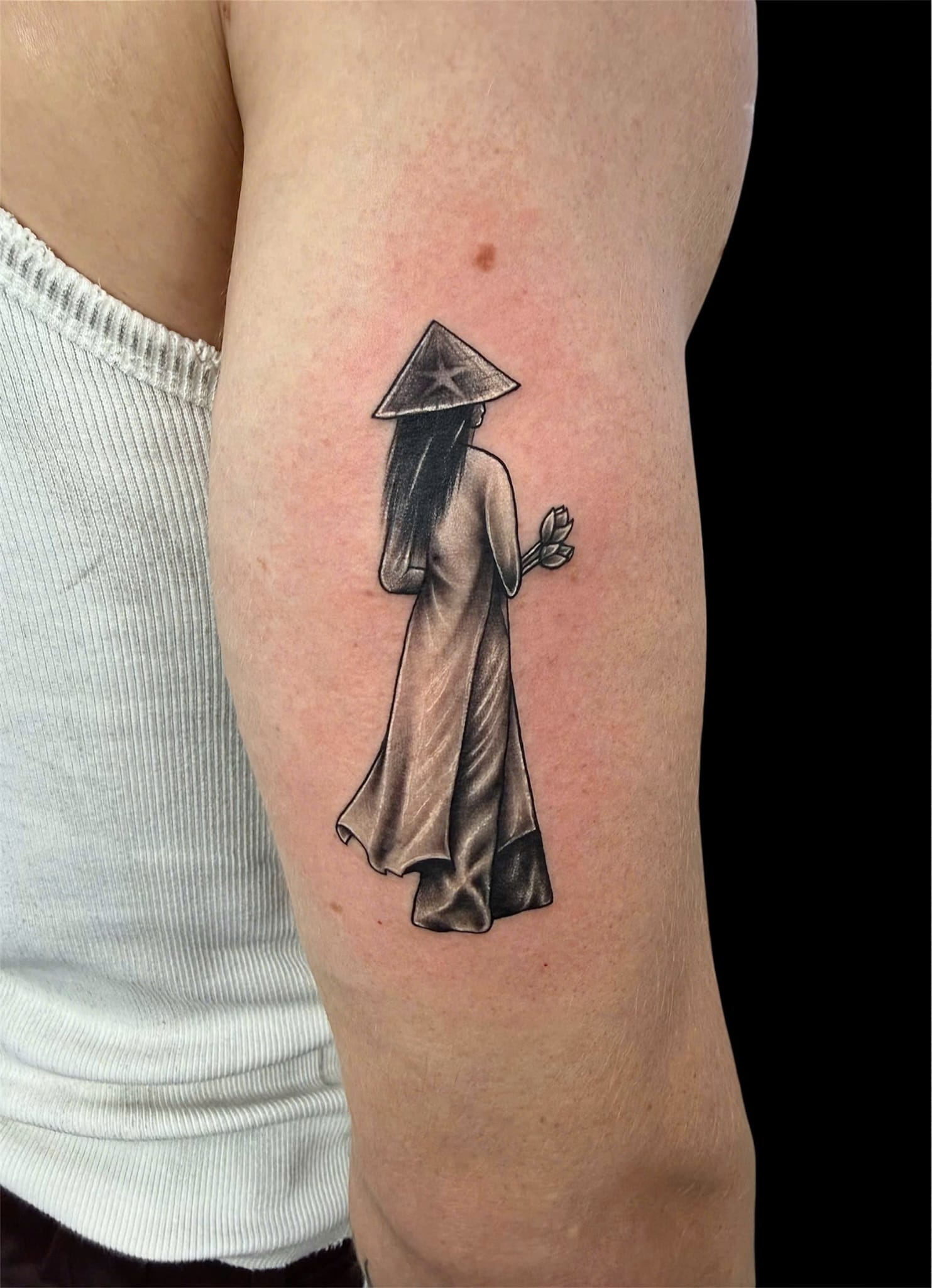 Vietnamese áo dài illustrative arm tattoo — Rae Ink Saigon